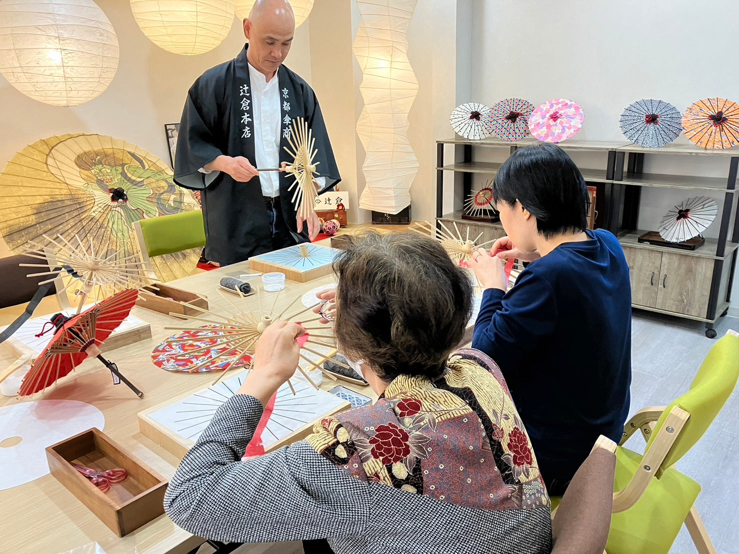 オリジナル和傘作り体験が大好評!