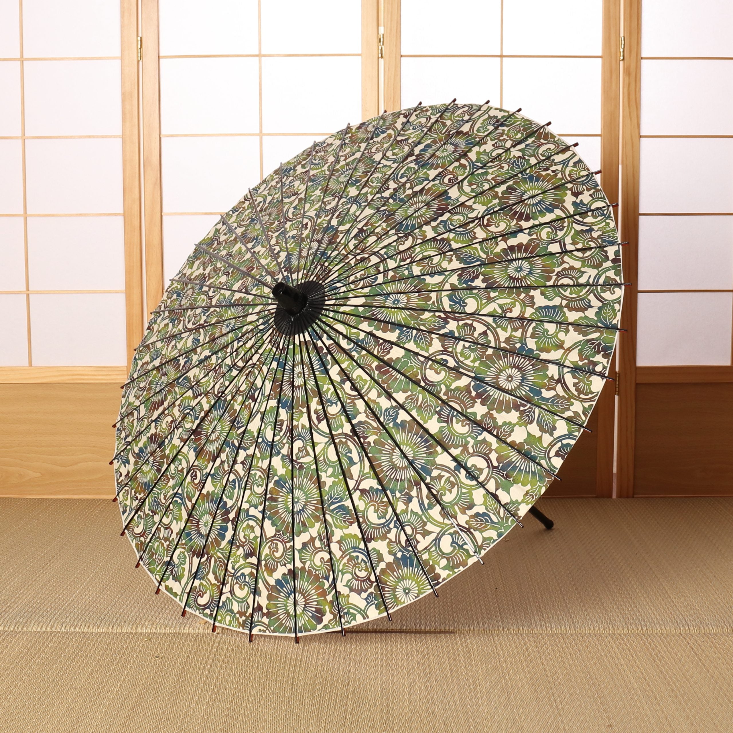 『黒竹日傘』ぼかし染め 菊唐草/緑